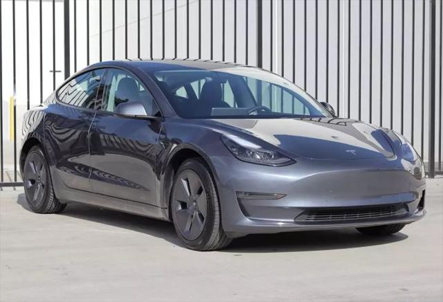 2022 Tesla Model 3 Long Range Dual Motor All-Wheel Drive