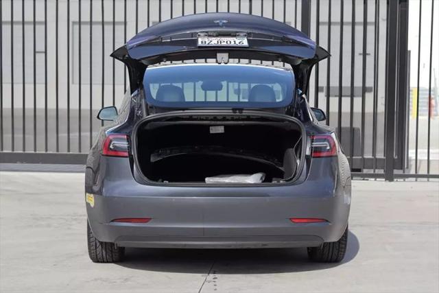 2022 Tesla Model 3 Long Range Dual Motor All-Wheel Drive