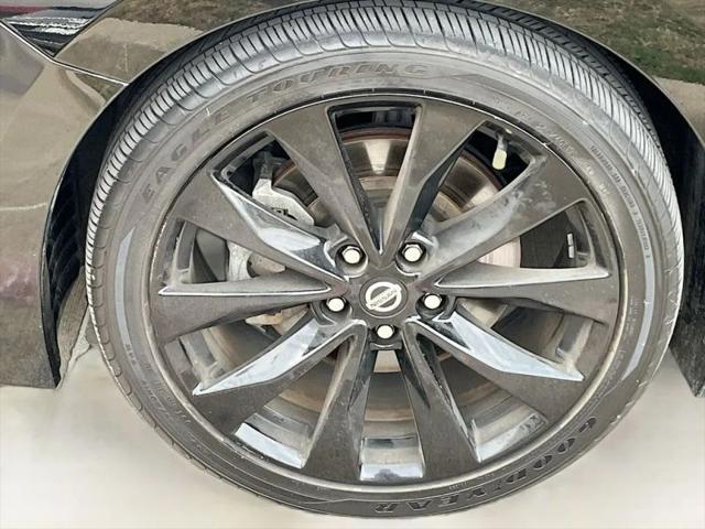 2021 Nissan Maxima SR Xtronic CVT