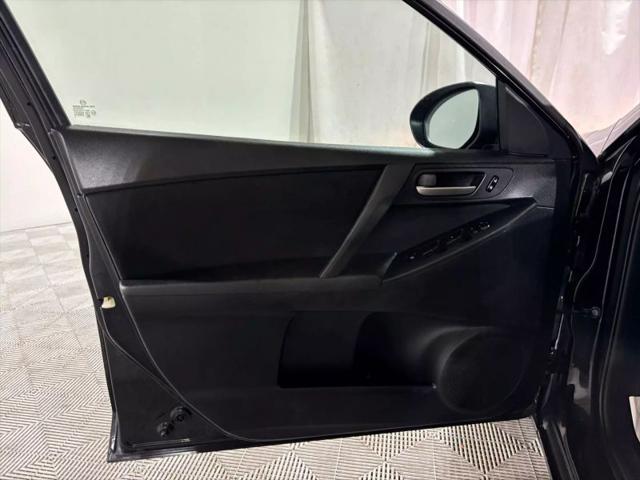 2013 Mazda Mazda3 i Sport
