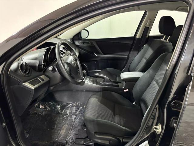2013 Mazda Mazda3 i Sport