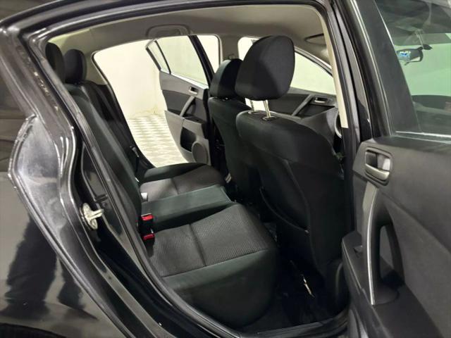 2013 Mazda Mazda3 i Sport
