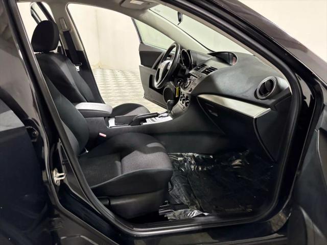2013 Mazda Mazda3 i Sport