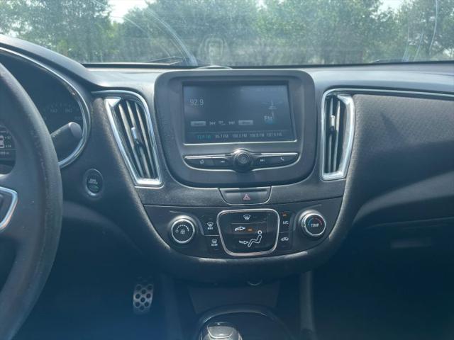 2017 Chevrolet Malibu 1LT