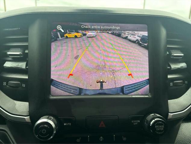 2020 Ram 1500 Big Horn Crew Cab 4x4 5'7" Box