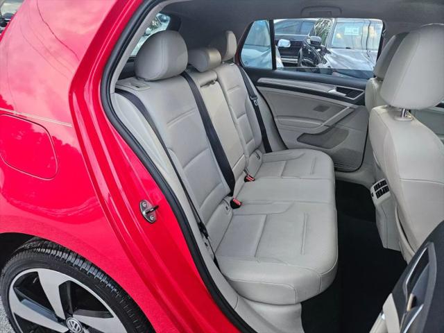 2015 Volkswagen Golf TSI S 4-Door