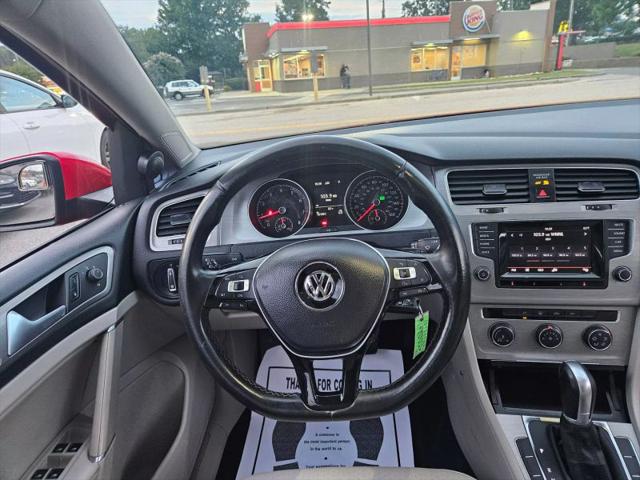 2015 Volkswagen Golf TSI S 4-Door