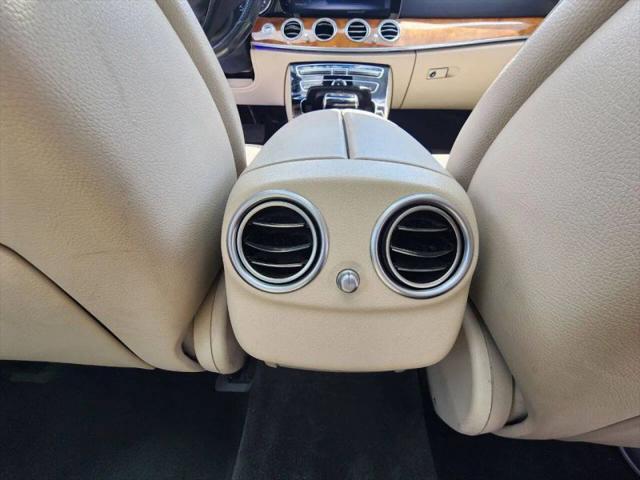 2017 Mercedes-Benz E-CLASS E 300 E 300 4MATIC Sedan 4D