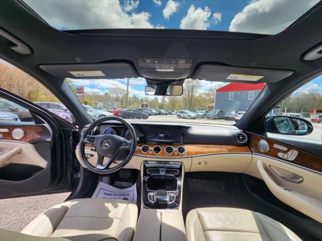 2017 Mercedes-Benz E-CLASS E 300 E 300 4MATIC Sedan 4D
