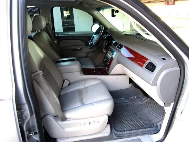 2013 Chevrolet Suburban LTZ