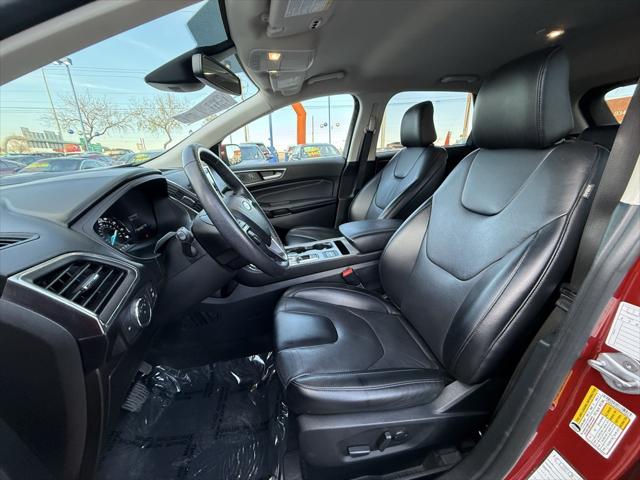 2022 Ford Edge Titanium