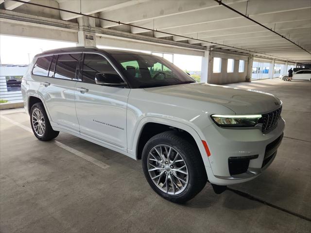 2023 Jeep Grand Cherokee L Summit 4x2