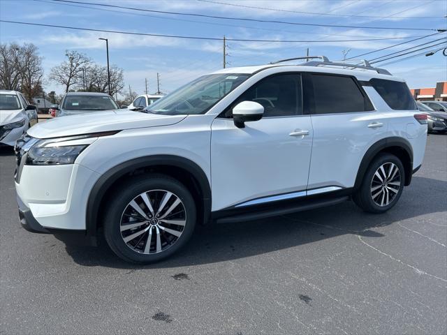 2025 Nissan Pathfinder Platinum FWD