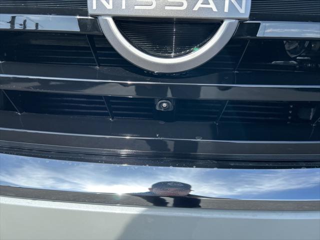 2025 Nissan Pathfinder Platinum FWD