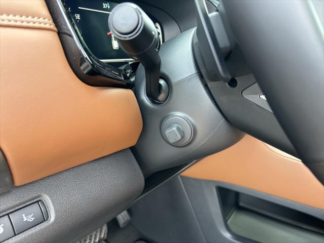 2025 Nissan Pathfinder Platinum FWD