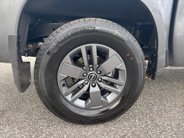 2025 Nissan Frontier Crew Cab SV 4x4