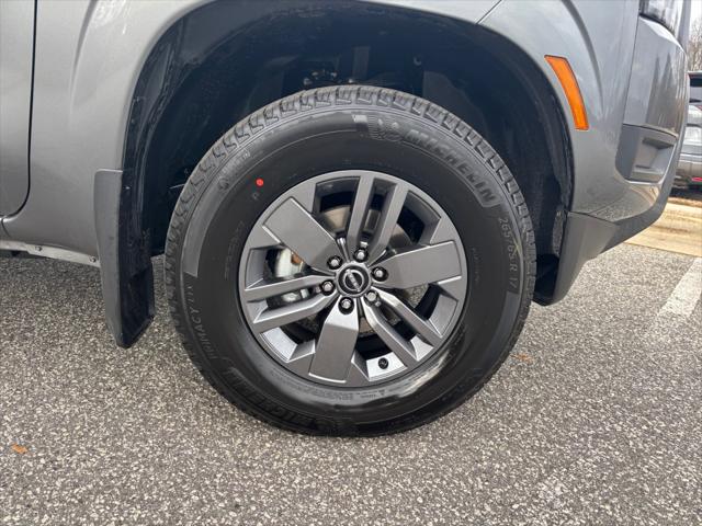 2025 Nissan Frontier Crew Cab SV 4x4