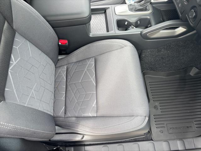 2025 Nissan Frontier Crew Cab SV 4x4