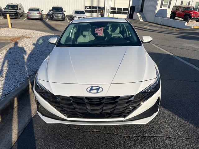 2023 Hyundai Elantra Hybrid