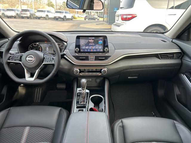 2025 Nissan Altima SR AWD