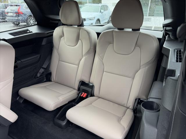 2025 Volvo XC90 Plug-In Hybrid T8 Ultra 6-Seater