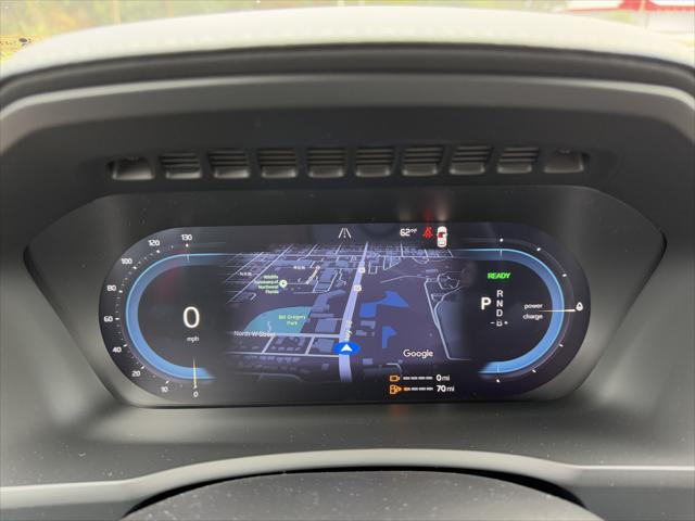 2025 Volvo XC90 Plug-In Hybrid T8 Ultra 6-Seater
