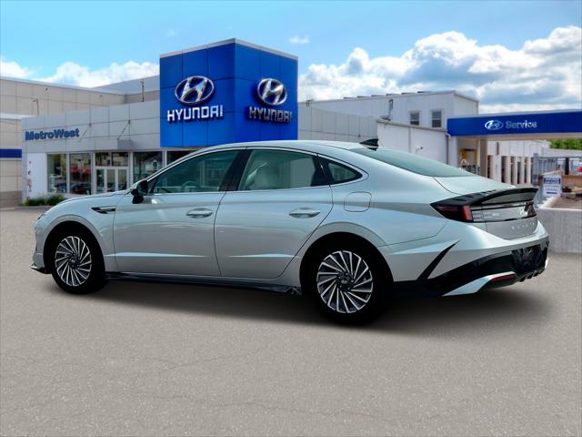 2025 Hyundai Sonata Hybrid SEL