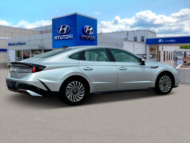 2025 Hyundai Sonata Hybrid SEL