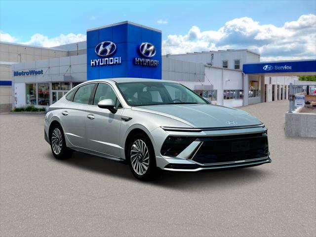 2025 Hyundai Sonata Hybrid SEL