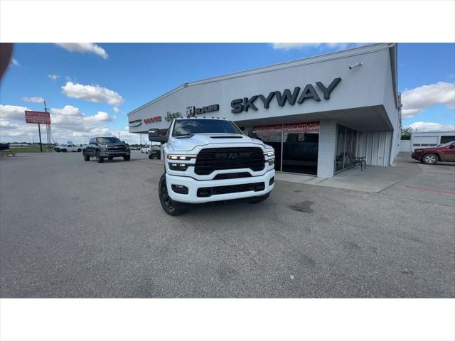 2025 RAM Ram 2500 RAM 2500 LARAMIE MEGA CAB 4X4 64 BOX