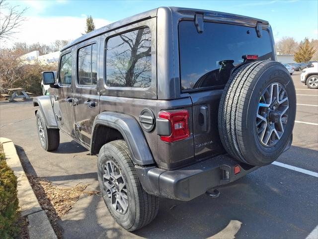 2025 Jeep Wrangler WRANGLER 4-DOOR SAHARA