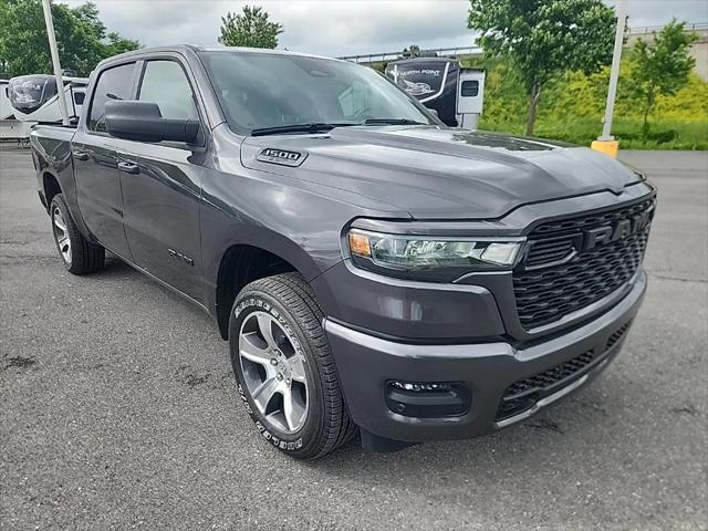 2025 RAM Ram 1500 RAM 1500 TRADESMAN CREW CAB 4X4 57 BOX