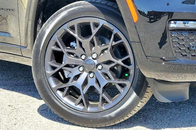 2025 Jeep Grand Cherokee GRAND CHEROKEE L SUMMIT RESERVE 4X4