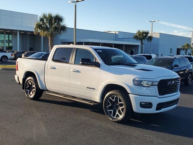 2025 RAM Ram 1500 RAM 1500 LARAMIE CREW CAB 4X4 57 BOX