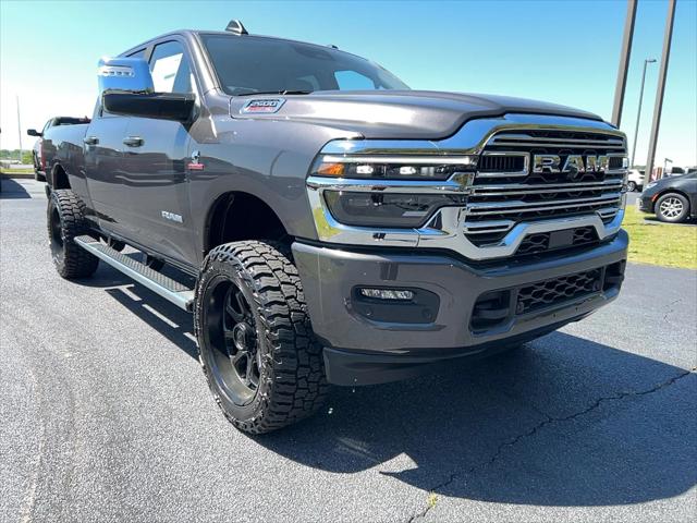 2025 RAM Ram 2500 RAM 2500 LARAMIE CREW CAB 4X4 64 BOX