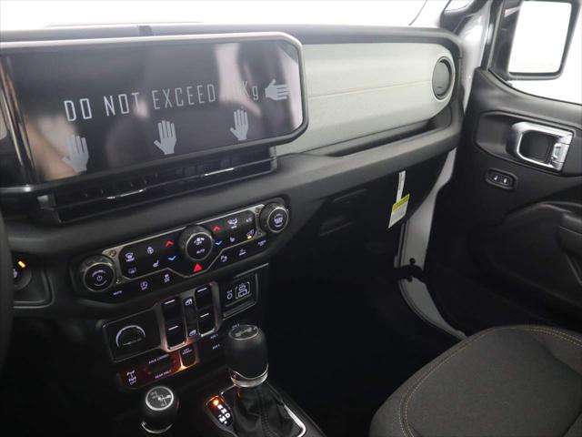 2025 Jeep Wrangler 4-Door Willys 4x4