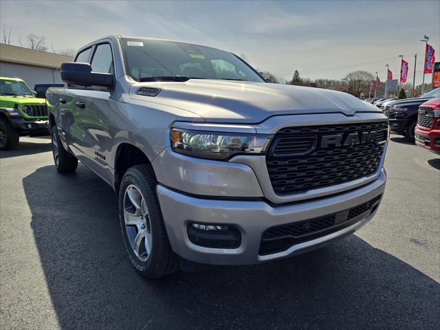 2025 RAM Ram 1500 RAM 1500 TRADESMAN CREW CAB 4X4 57 BOX