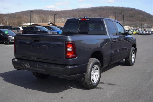 2025 RAM Ram 1500 RAM 1500 TRADESMAN QUAD CAB 4X4 64 BOX