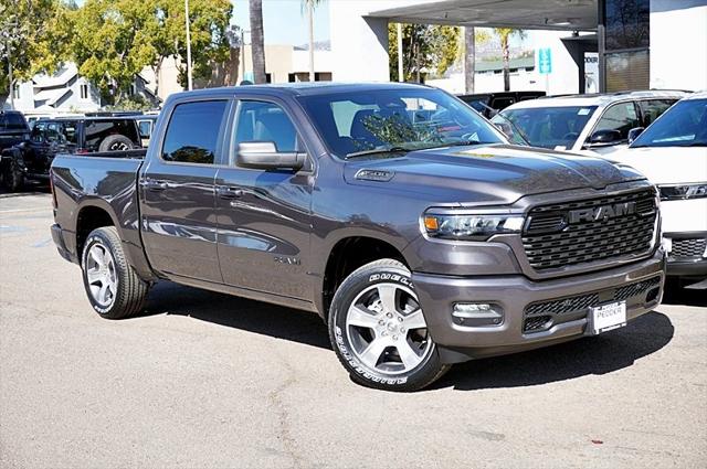 2025 RAM Ram 1500 RAM 1500 TRADESMAN CREW CAB 4X4 57 BOX
