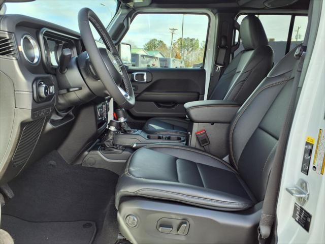 2025 Jeep Wrangler WRANGLER 4-DOOR SAHARA