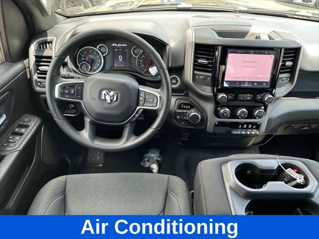 2025 RAM Ram 1500 RAM 1500 TRADESMAN CREW CAB 4X4 57 BOX