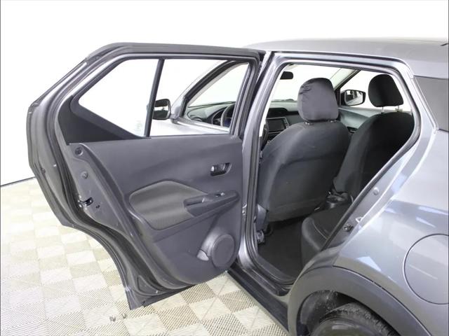 2021 Nissan Kicks S Xtronic CVT