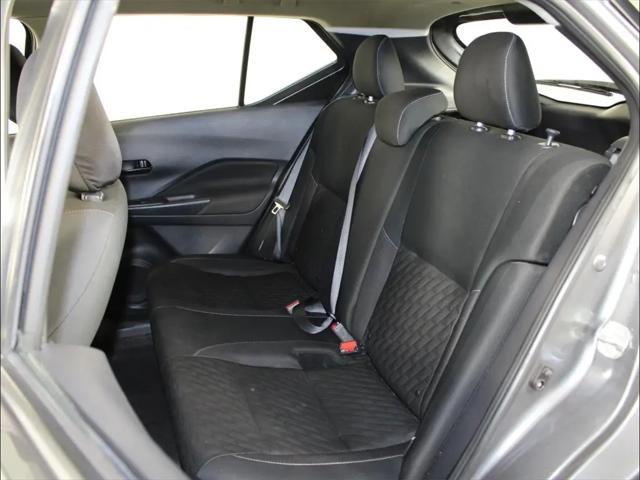 2021 Nissan Kicks S Xtronic CVT