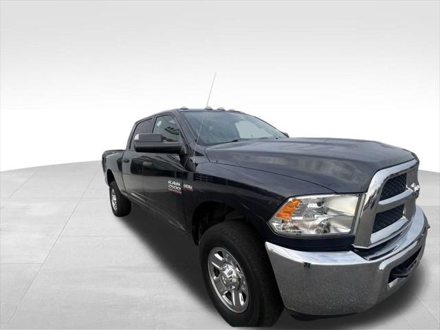 2017 RAM 2500 Tradesman Crew Cab 4x4 64 Box