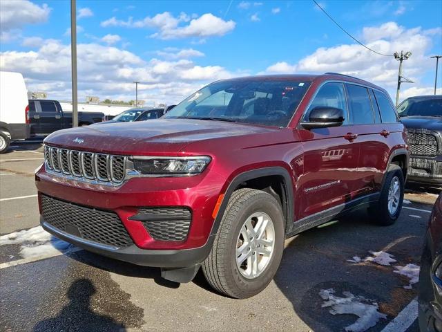 2023 Jeep Grand Cherokee Laredo 4x4