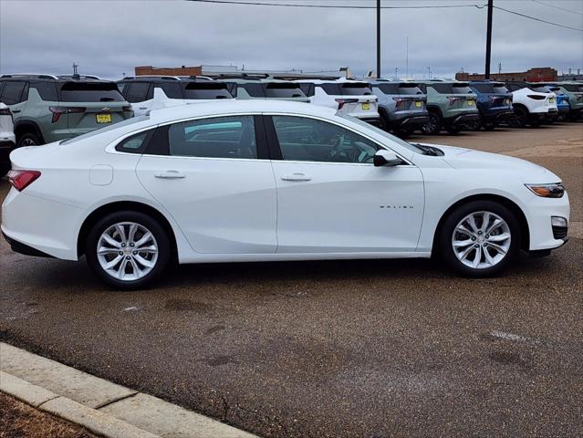 2022 Chevrolet Malibu FWD LT