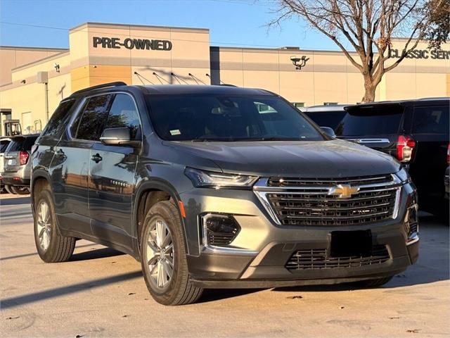 2023 Chevrolet Traverse FWD LT Leather