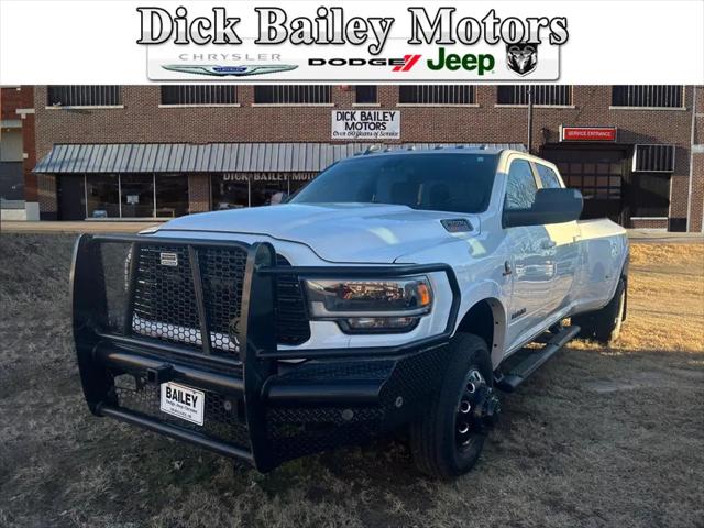 2021 RAM 3500 Laramie Crew Cab 4x4 8 Box