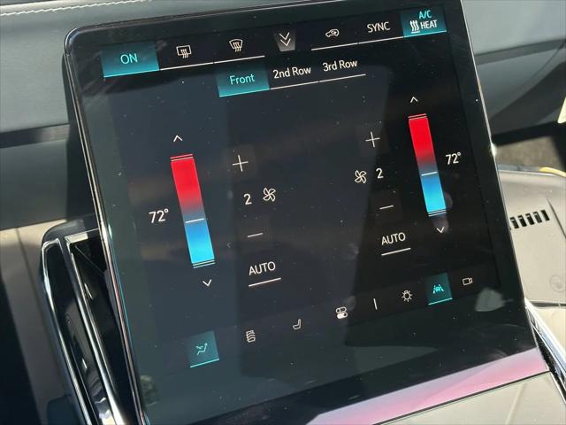 2025 Cadillac Escalade Sport 2