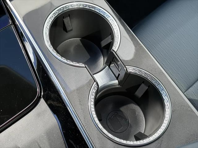 2025 Cadillac Escalade Sport 2